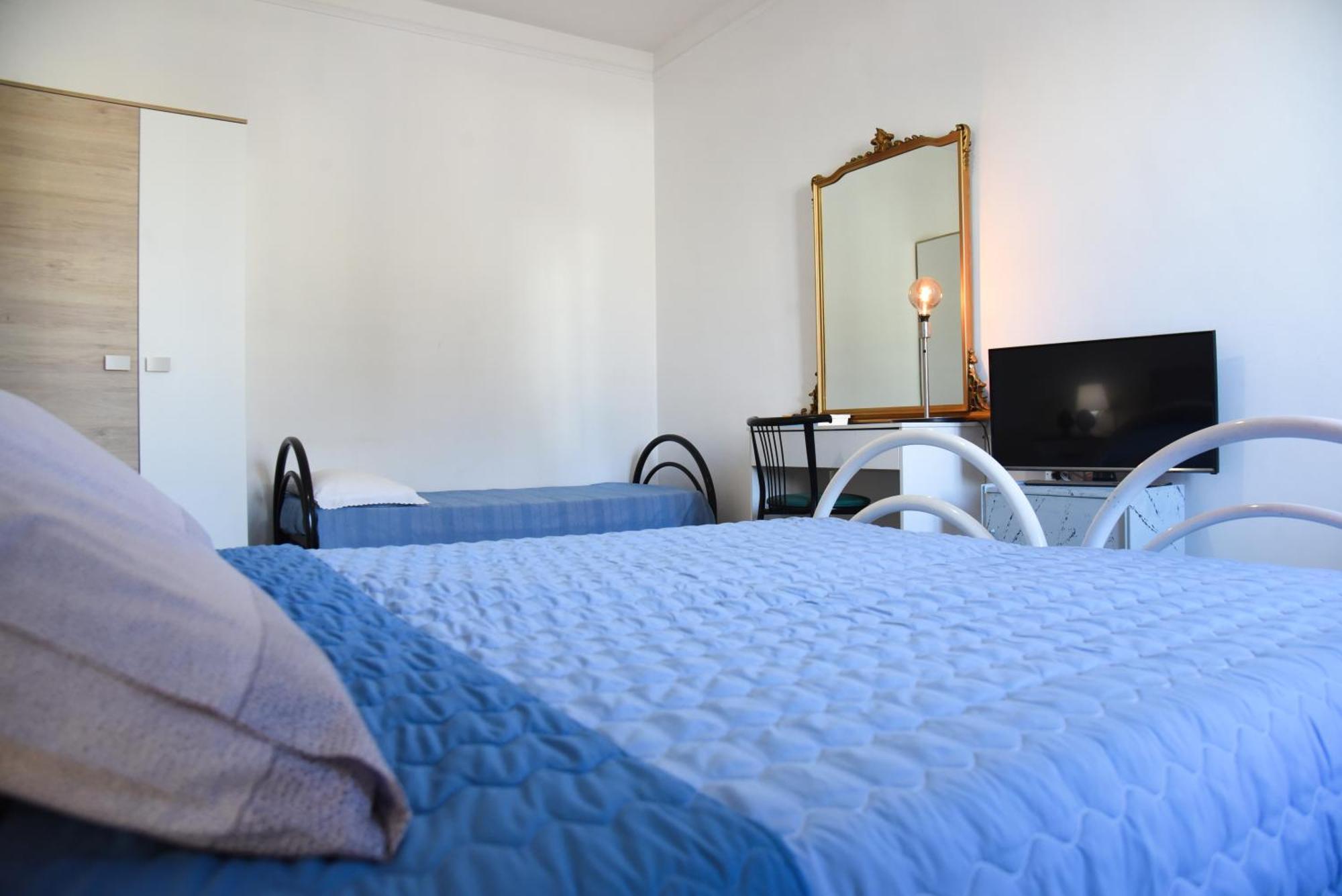 Harit16 Apartment เลชเช ภายนอก รูปภาพ